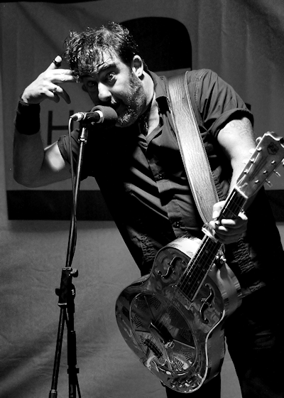 Copyright 2012 Alan White. All Rights Reserved.