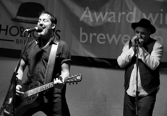Copyright 2012 Alan White. All Rights Reserved.