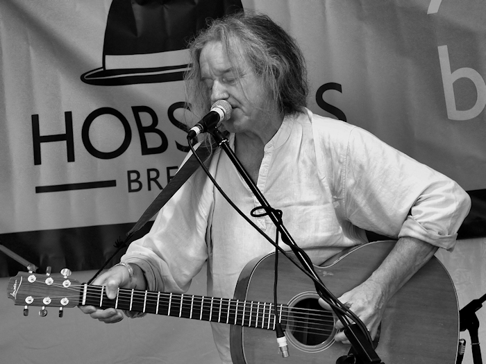 Copyright 2012 Alan White. All Rights Reserved.