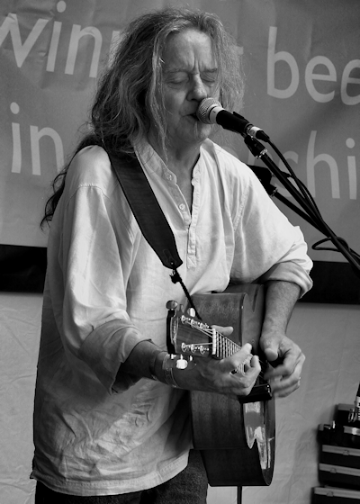 Copyright 2012 Alan White. All Rights Reserved.