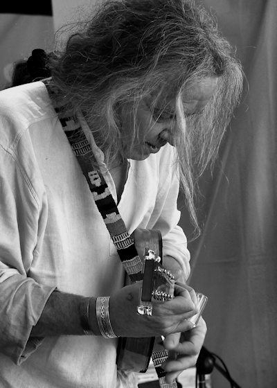 Copyright 2012 Alan White. All Rights Reserved.